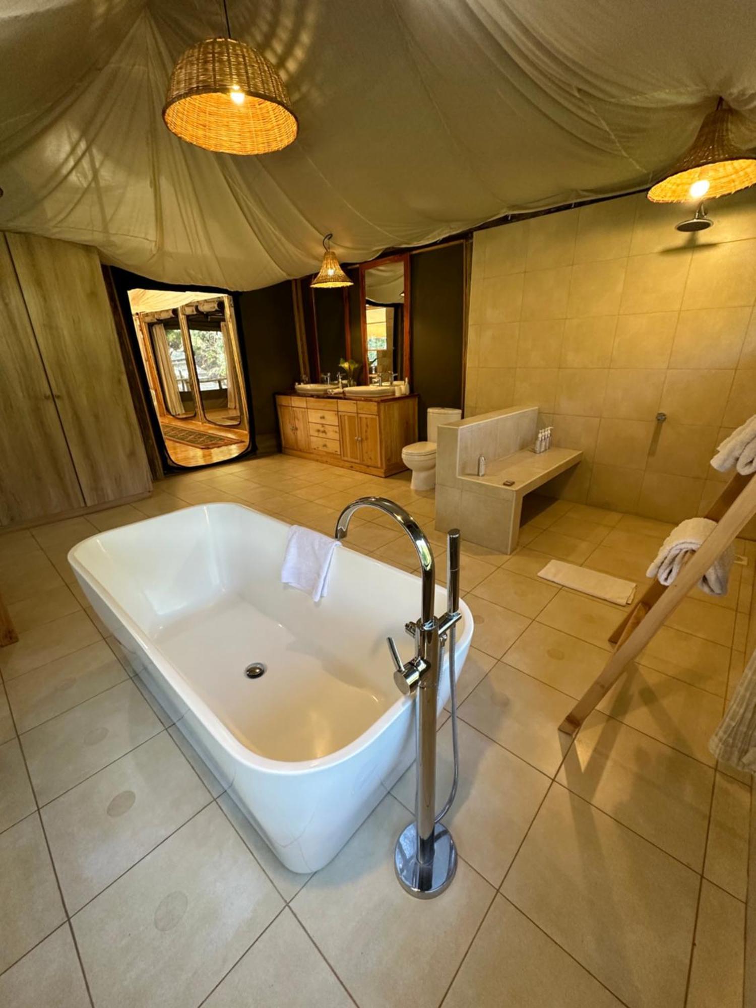 Ole Samara guest suites Nanyuki Exterior foto