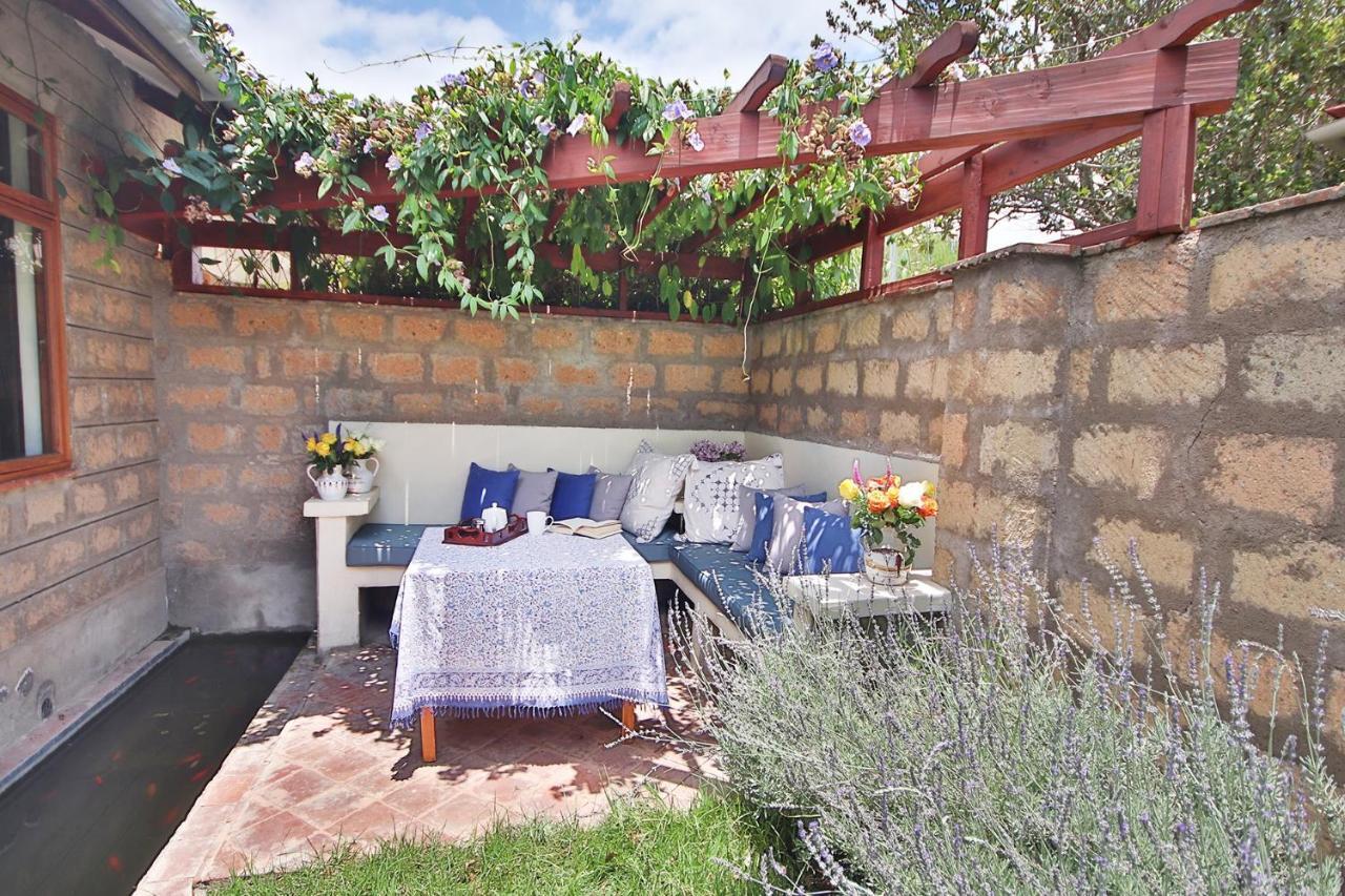 Ole Samara guest suites Nanyuki Exterior foto